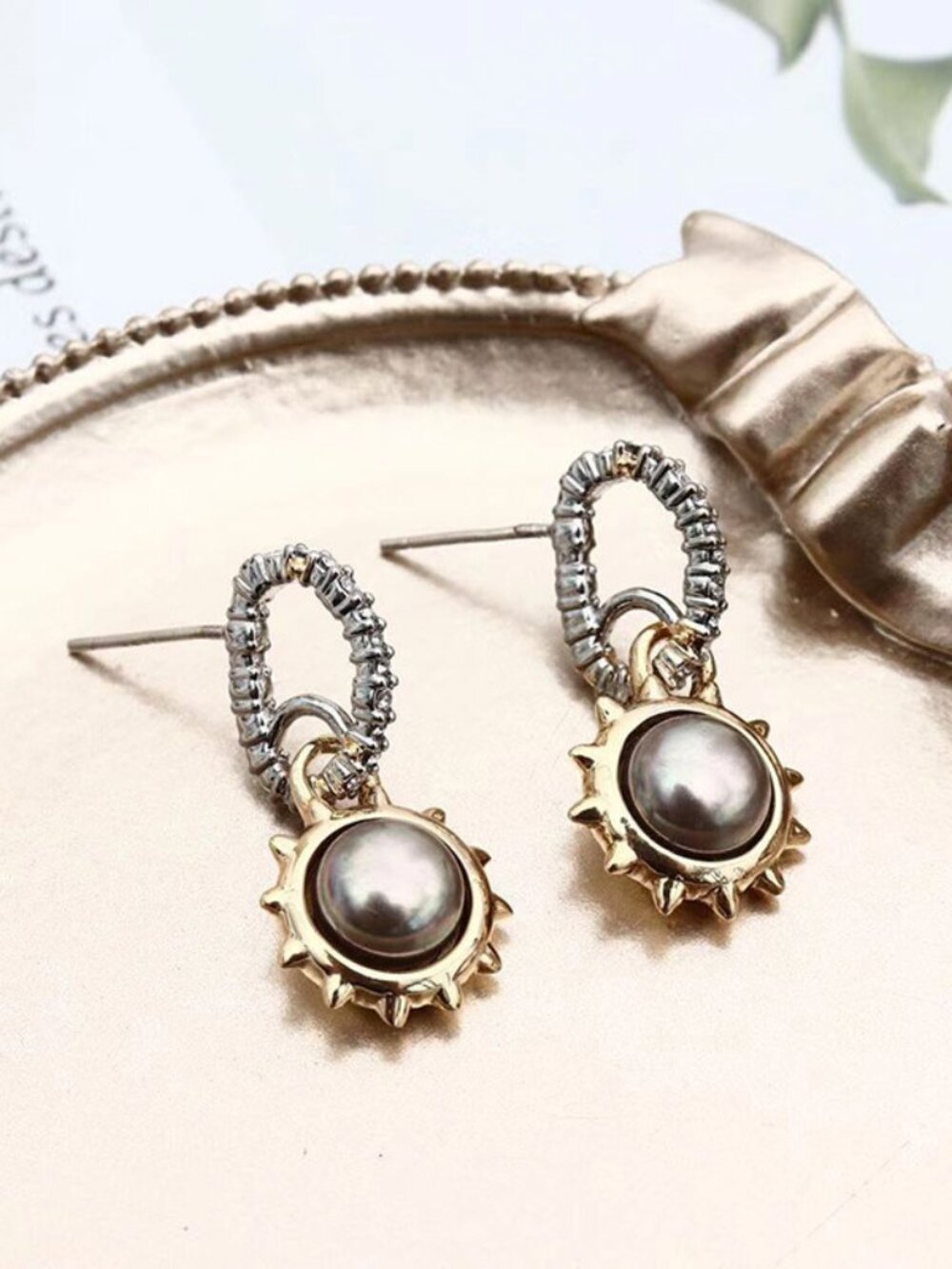 Alexis Bittar Sunflower Stud Earrings - Picture 1 of 5